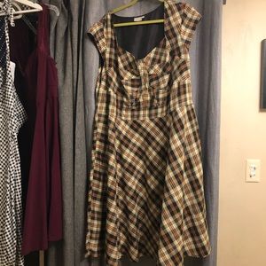 Eshakti cap sleeve plaid dress